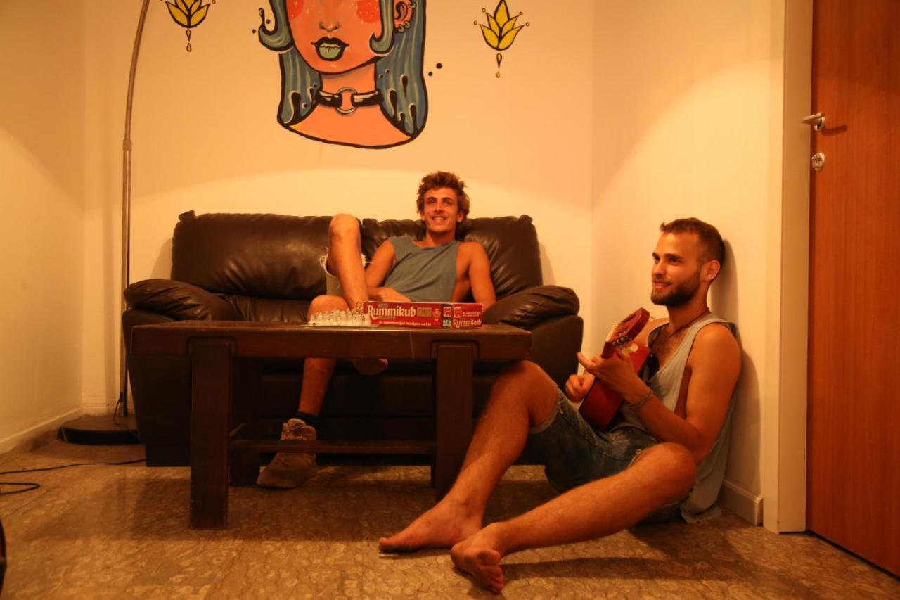 Amigos-Hostel Tel-Aviv Adults Only 18-49 Eksteriør bilde